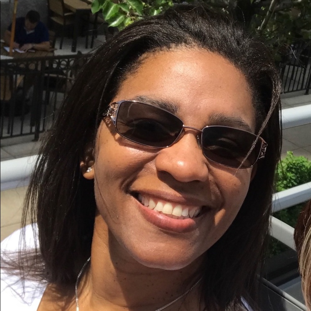 Meet your Posher, Vanessa